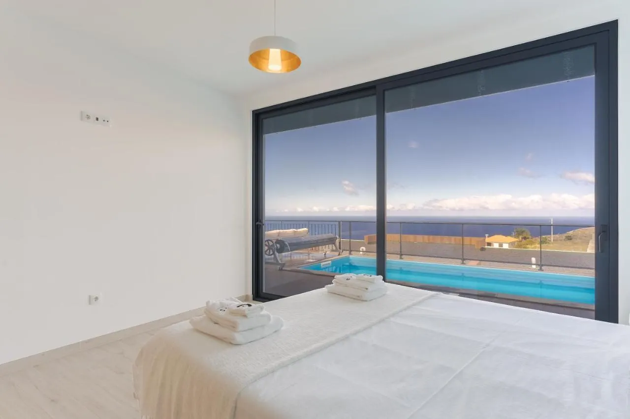 Casa Mozart I Villa Estreito Da Calheta 0*,